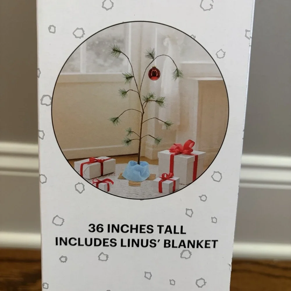 Charlie Brown The Original Peanuts Christmas Tree 36